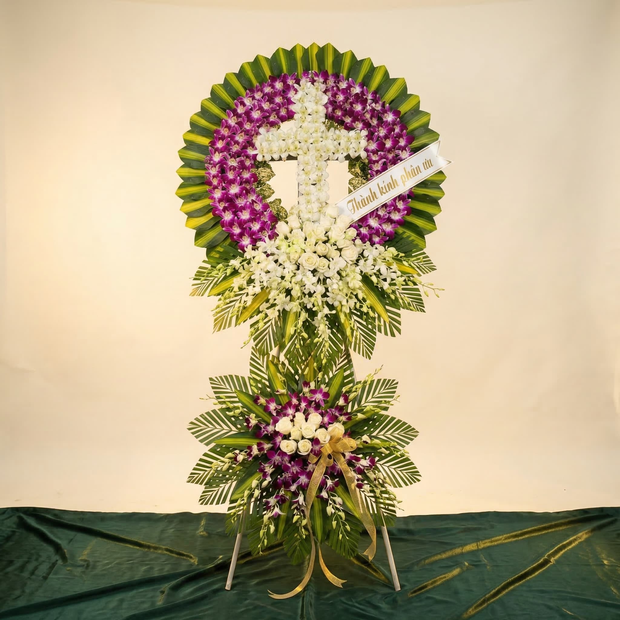 Cross-Shaped Tribute